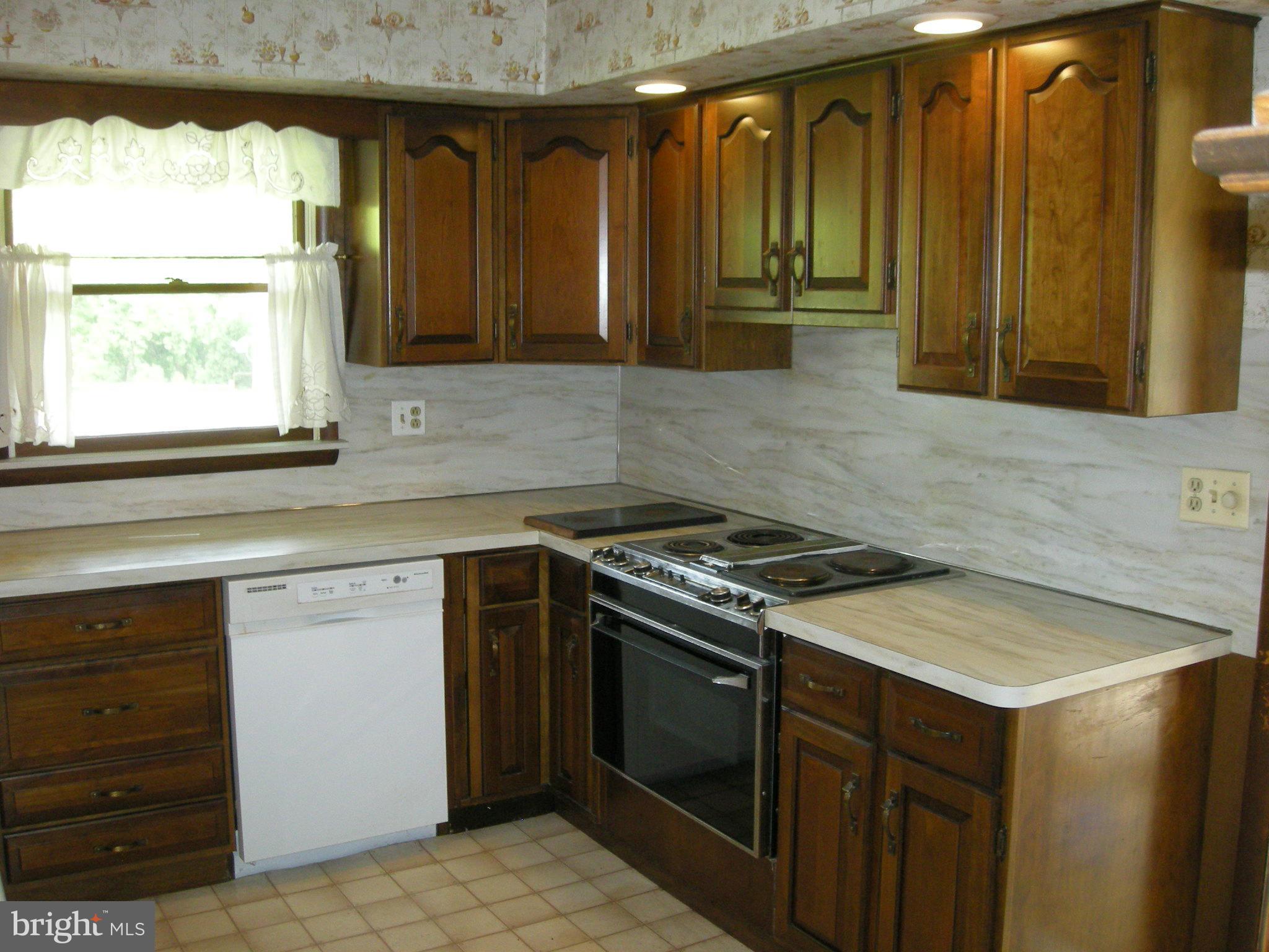 1301 Mill Creek Road Fallston, MD 21047 - Photo 8 of 17 Kitchen