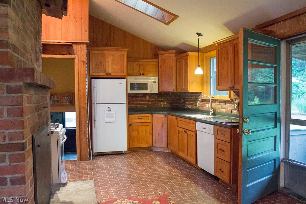 7152 Branch Road Medina, OH 44256 - Photo 7 of 24 Gallery Image 7