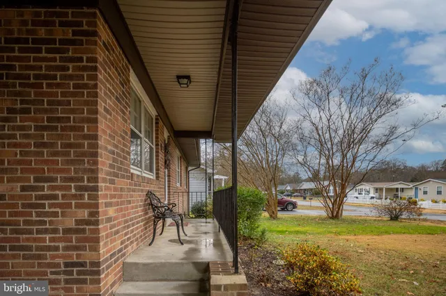 $339,900 | 128 11th Street, Colonial Beach, VA 22443