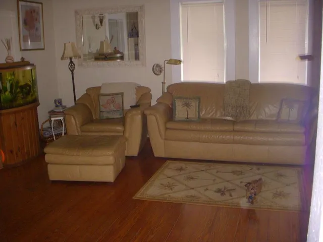 $2,000 | 1700 North Ocean Breeze, Lake Worth Beach, FL 33460