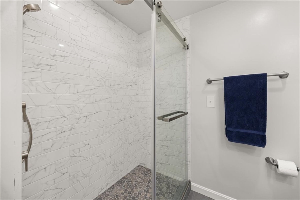 115 Springhill Avenue Bridgewater, MA 02324 - Photo 24 of 33