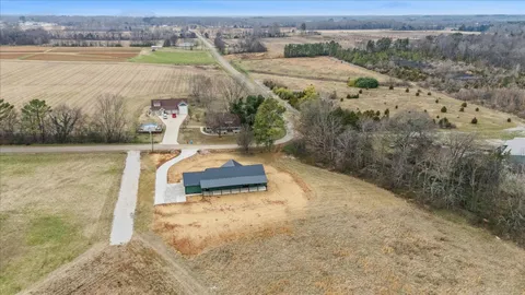 $499,900 | 961 Collins Lane, Huntland, TN 37345