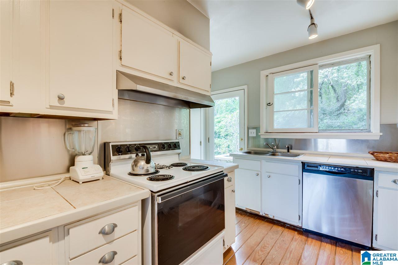 2217 Lane Park Road Birmingham, AL 35223 - Photo 14 of 25