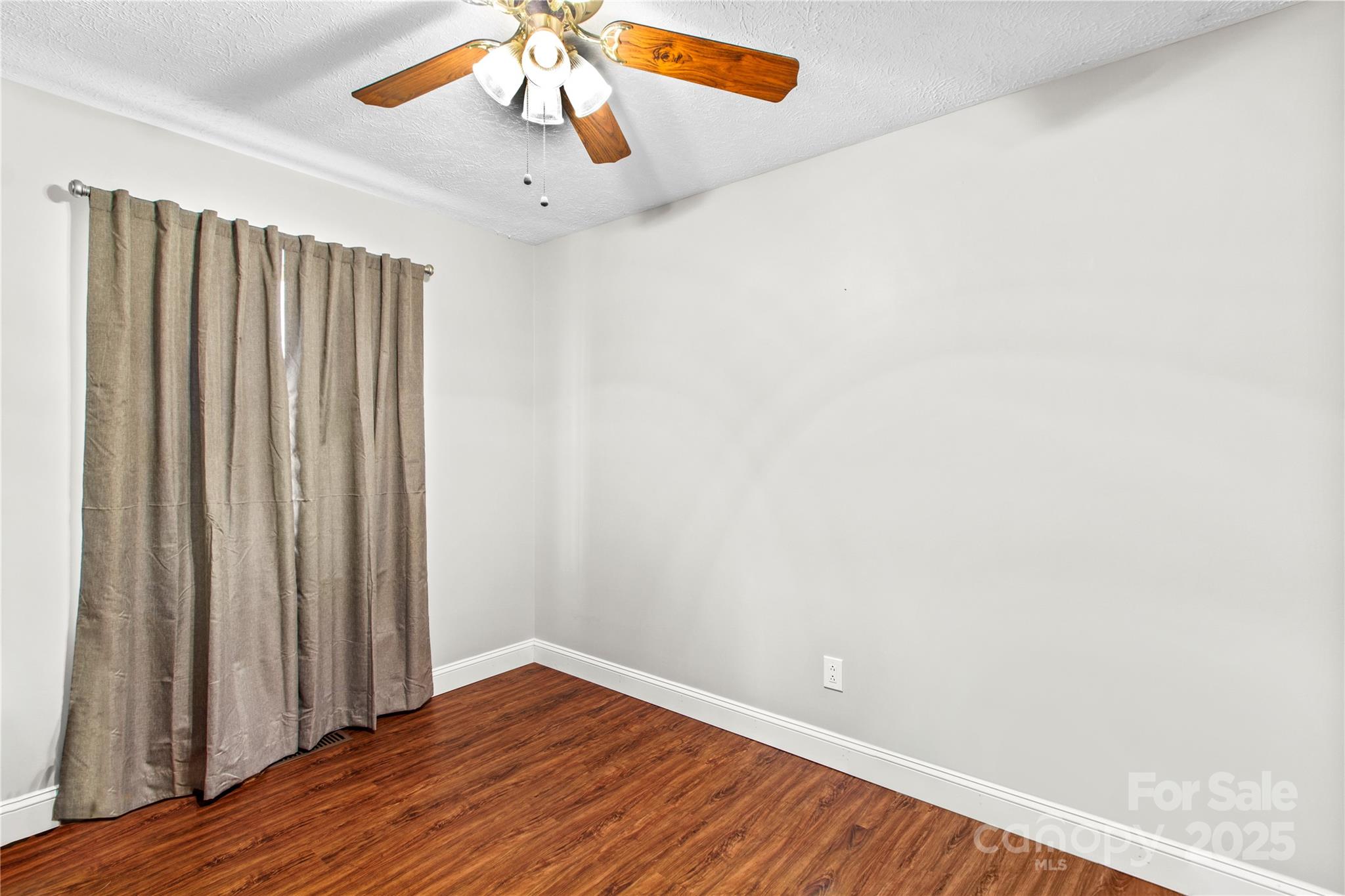 797 Chief Thomas Road Harmony, NC 28634 - Photo 21 of 35 Gallery Image 21