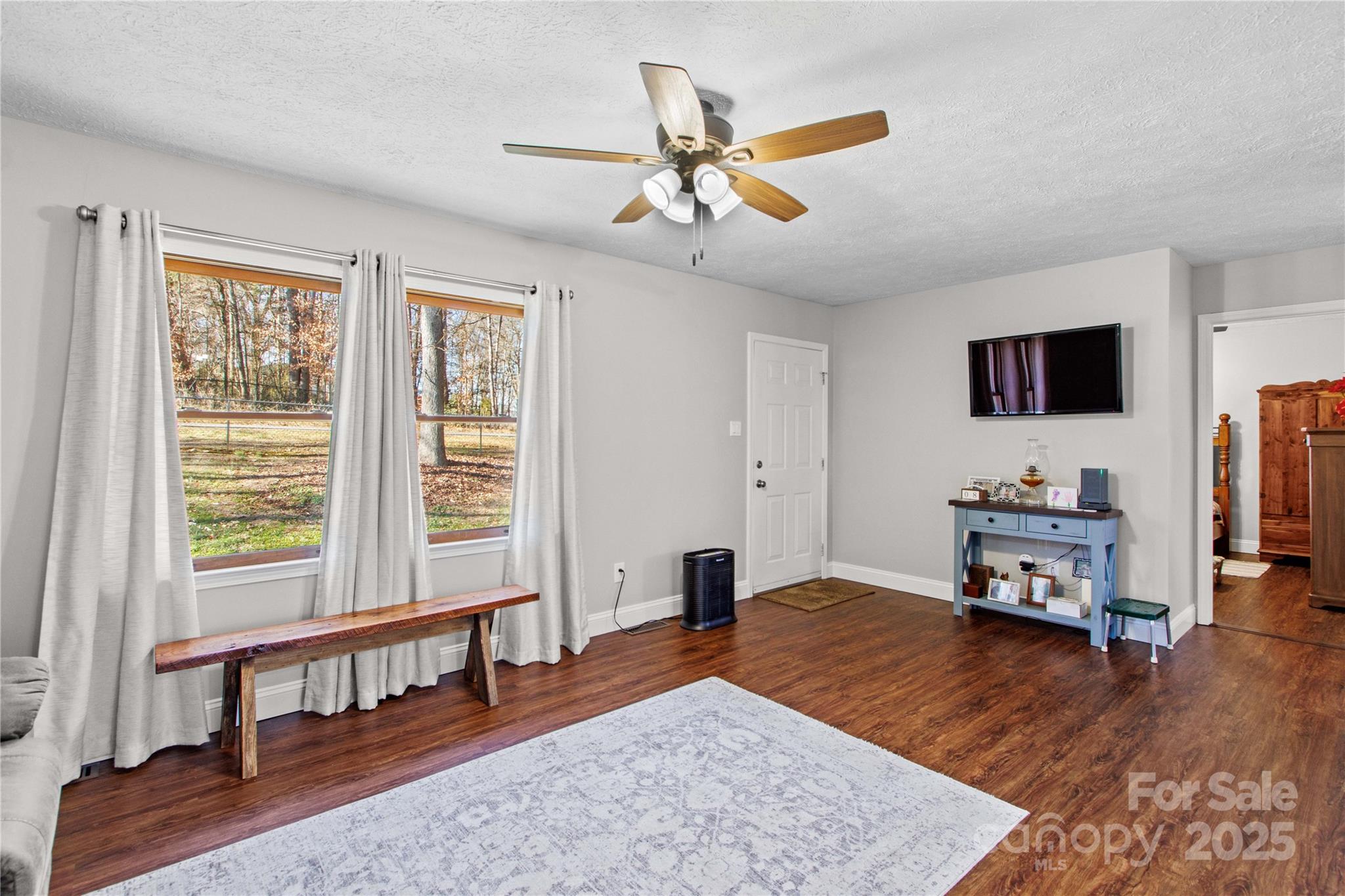 797 Chief Thomas Road Harmony, NC 28634 - Photo 4 of 35 Gallery Image 4