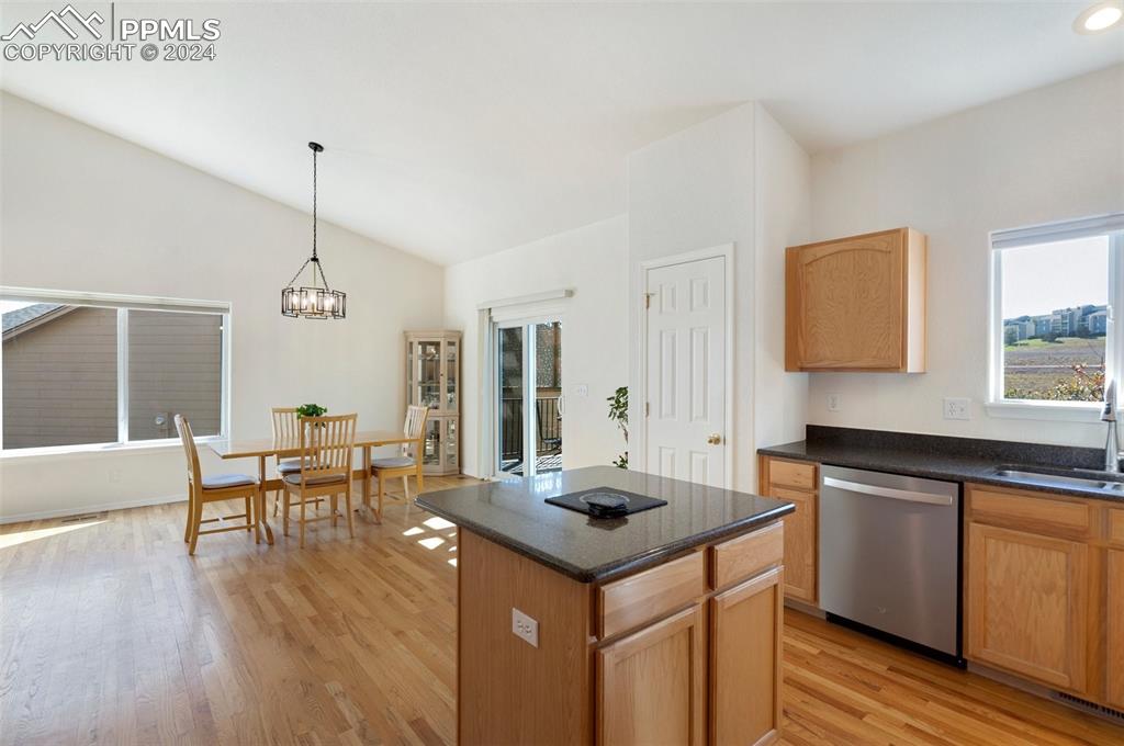 6475 Perfect View Colorado Springs, CO 80919 - Photo 14 of 33