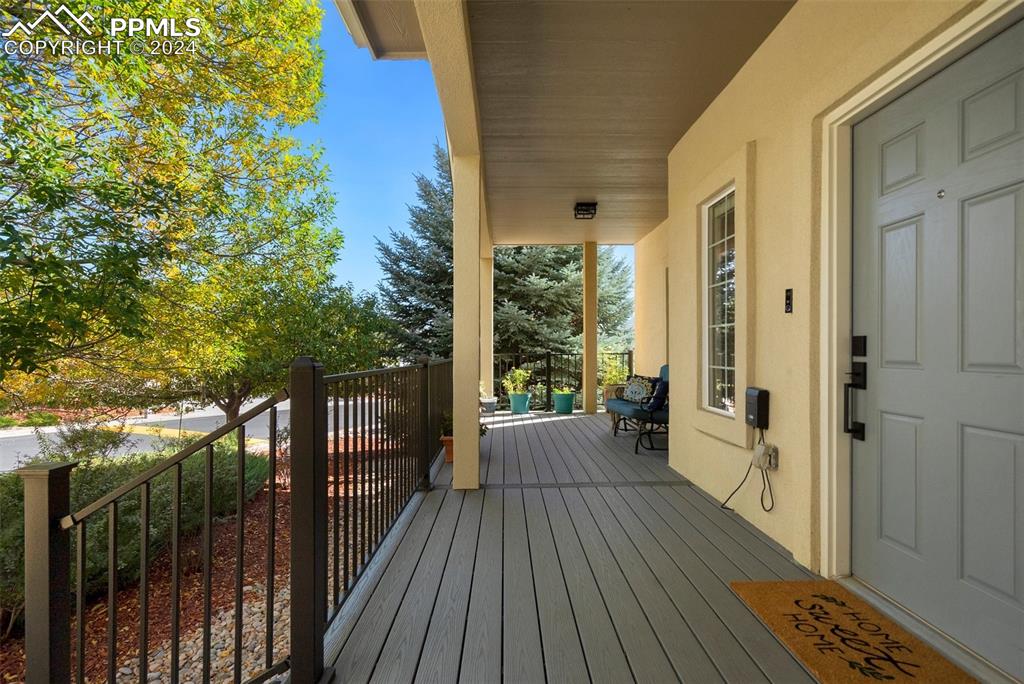 6475 Perfect View Colorado Springs, CO 80919 - Photo 3 of 33