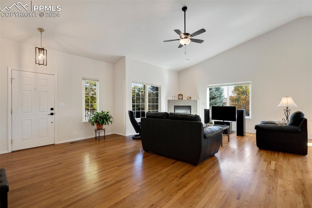 6475 Perfect View Colorado Springs, CO 80919 - Photo 6 of 33