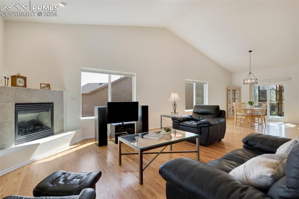 6475 Perfect View Colorado Springs, CO 80919 - Photo 9 of 33