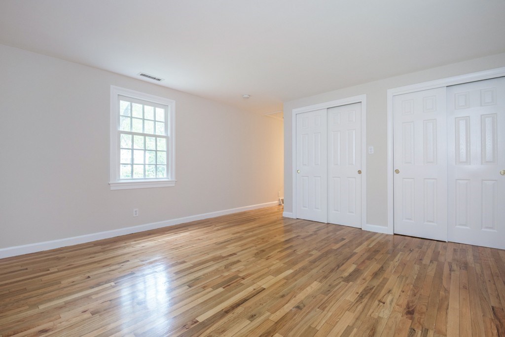 119 Jericho Road, Unit 119 Weston, MA 02493 - Photo 23 of 41