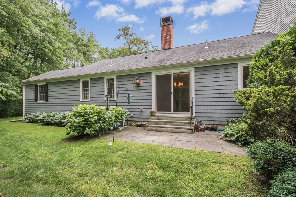 119 Jericho Road, Unit 119 Weston, MA 02493 - Photo 31 of 41