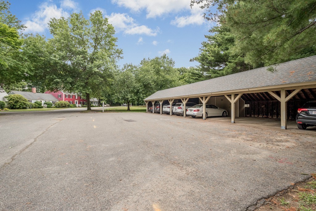 119 Jericho Road, Unit 119 Weston, MA 02493 - Photo 35 of 41