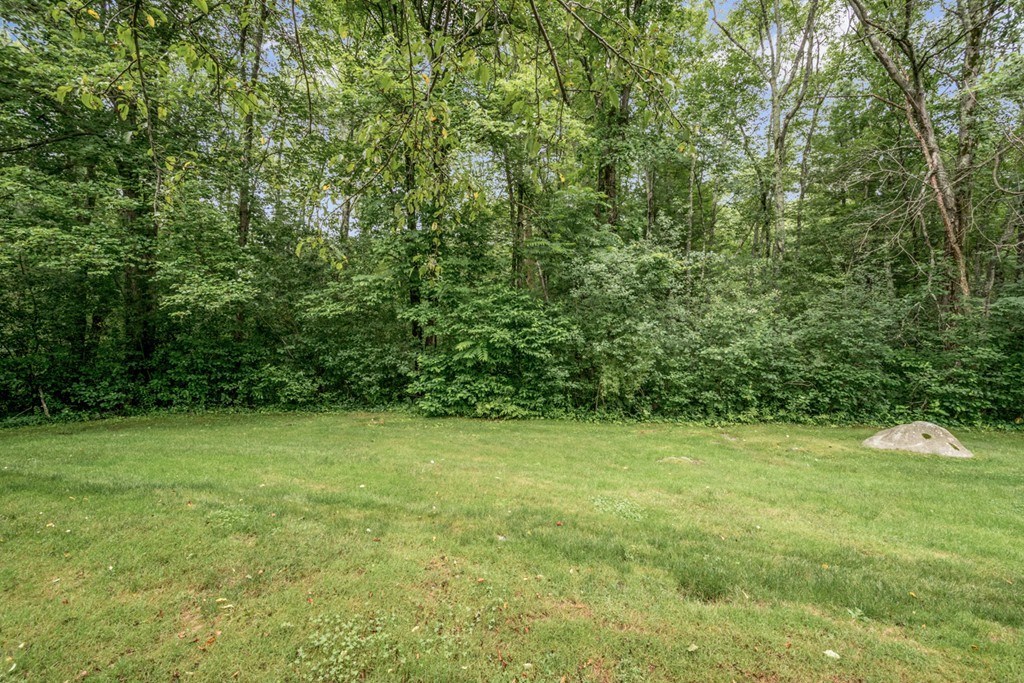119 Jericho Road, Unit 119 Weston, MA 02493 - Photo 36 of 41