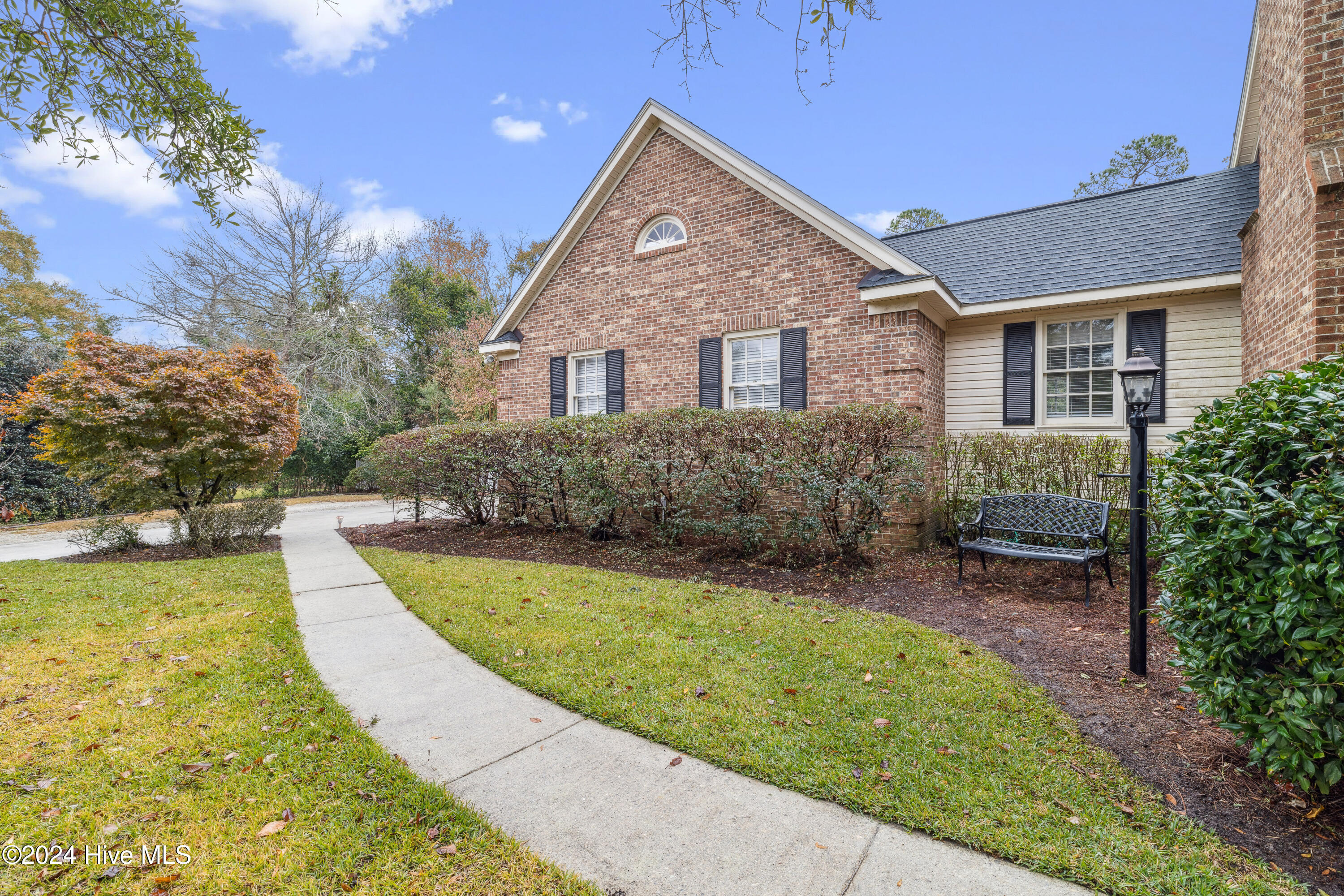 2013 Hawthorne Road Wilmington, NC 28403 - Photo 4 of 72 GI - 2013 Hawthorne Rd - Listing-4