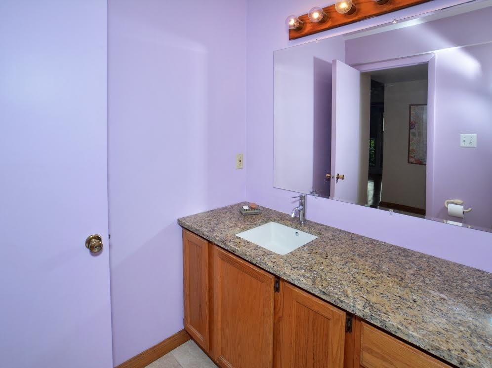 16 Niagara Road Pittsburgh, PA 15221 - Photo 15 of 24 Bathroom on Main Floor off of the Kitchen