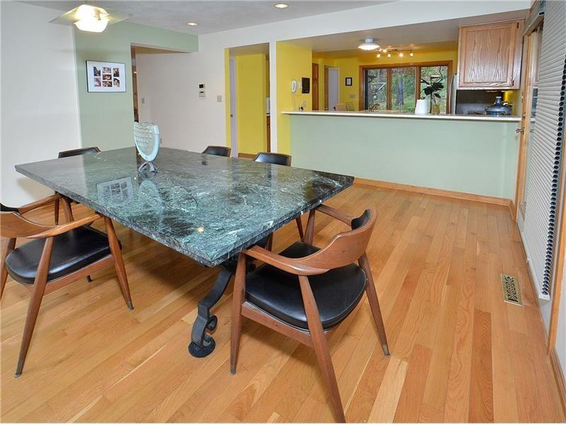 16 Niagara Road Pittsburgh, PA 15221 - Photo 17 of 24 Dining Room Facing Kitchen