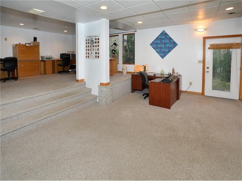 16 Niagara Road Pittsburgh, PA 15221 - Photo 21 of 24 Extra Large Lower Level Game Room