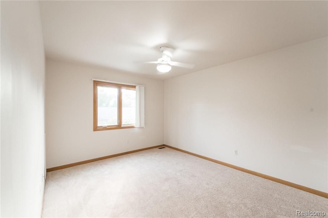 41858 Ramsgate Court Sterling Heights, MI 48314 - Photo 23 of 36 DSC03820.jpg