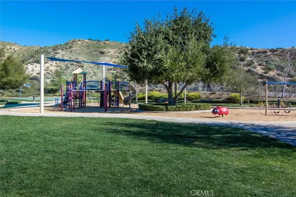 $724,500 | 29202 Cowboy Court, Valencia, CA 91354