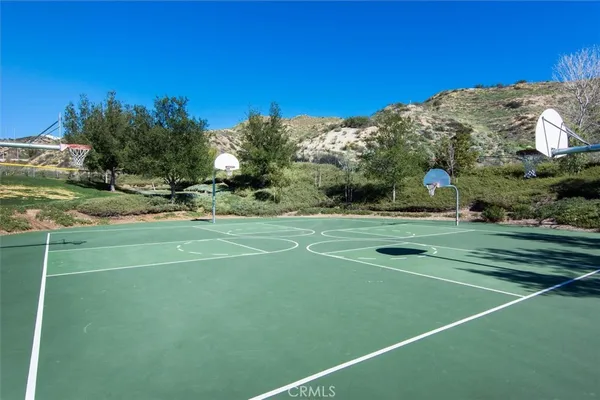 $724,500 | 29202 Cowboy Court, Valencia, CA 91354