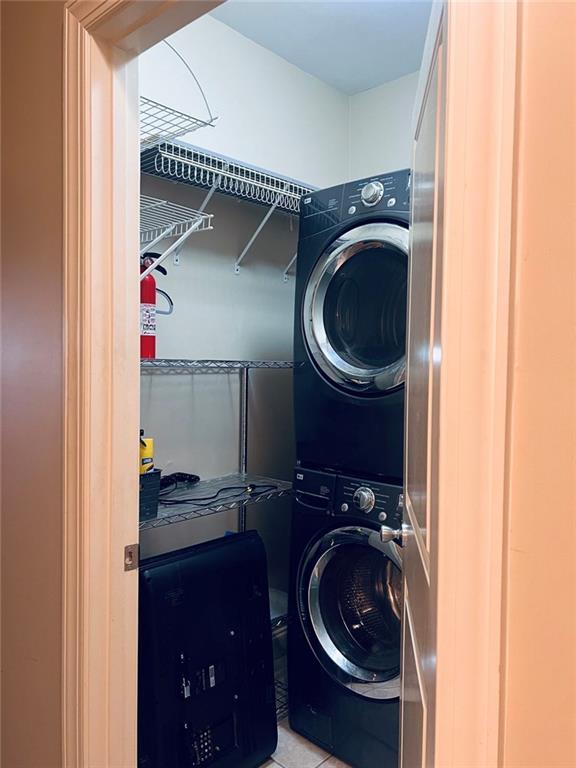 144 West Ridge Way Roswell, GA 30076 - Photo 18 of 30 a utility room with dryer and washer