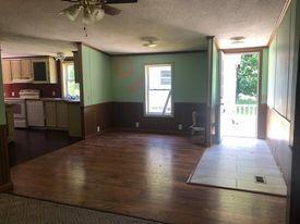177 Birmingham Road Augusta, ME 04330 - Photo 5 of 26 177DinningroomEntry