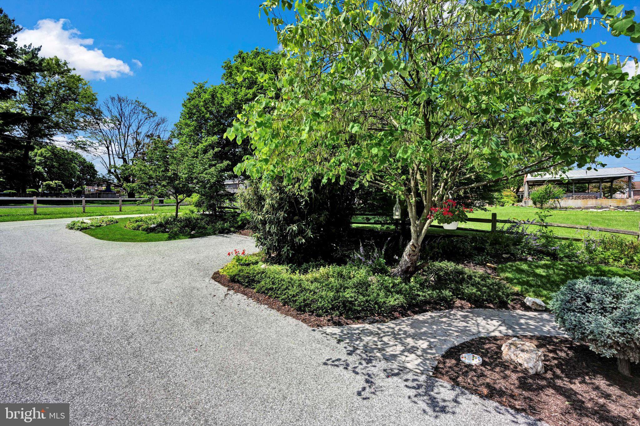 805 Ridgewood Road York, PA 17406 - Photo 11 of 43 Gallery Image 11