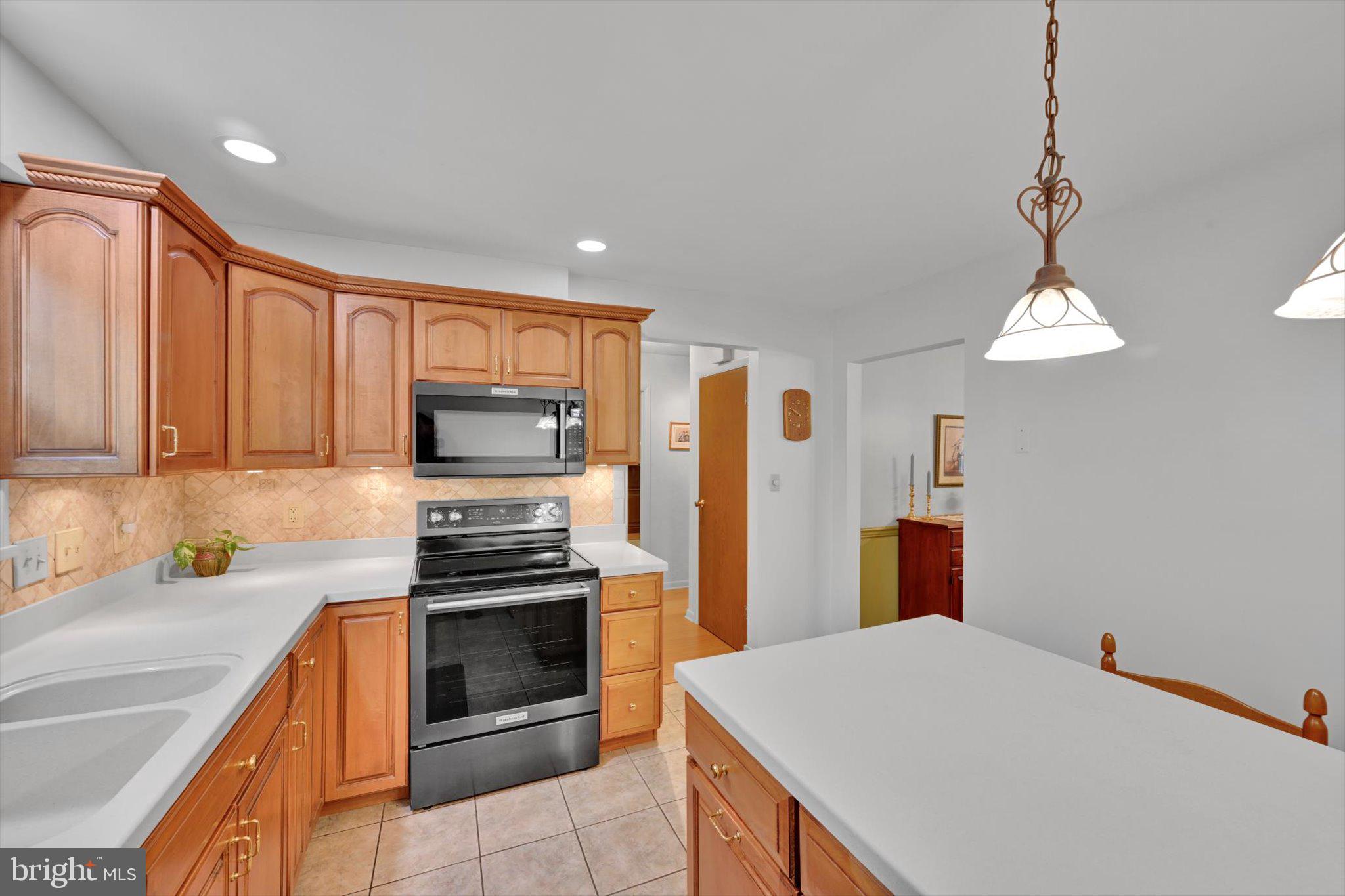 805 Ridgewood Road York, PA 17406 - Photo 18 of 43 Gallery Image 18