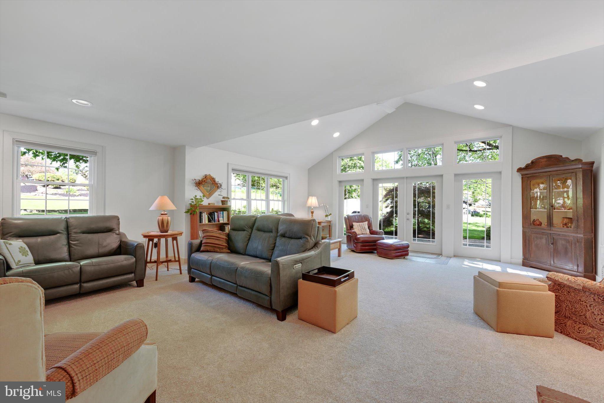 805 Ridgewood Road York, PA 17406 - Photo 21 of 43 Gallery Image 21