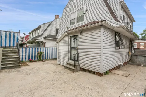 $415,000 | 372 Dover Street, Bridgeport, CT 06610