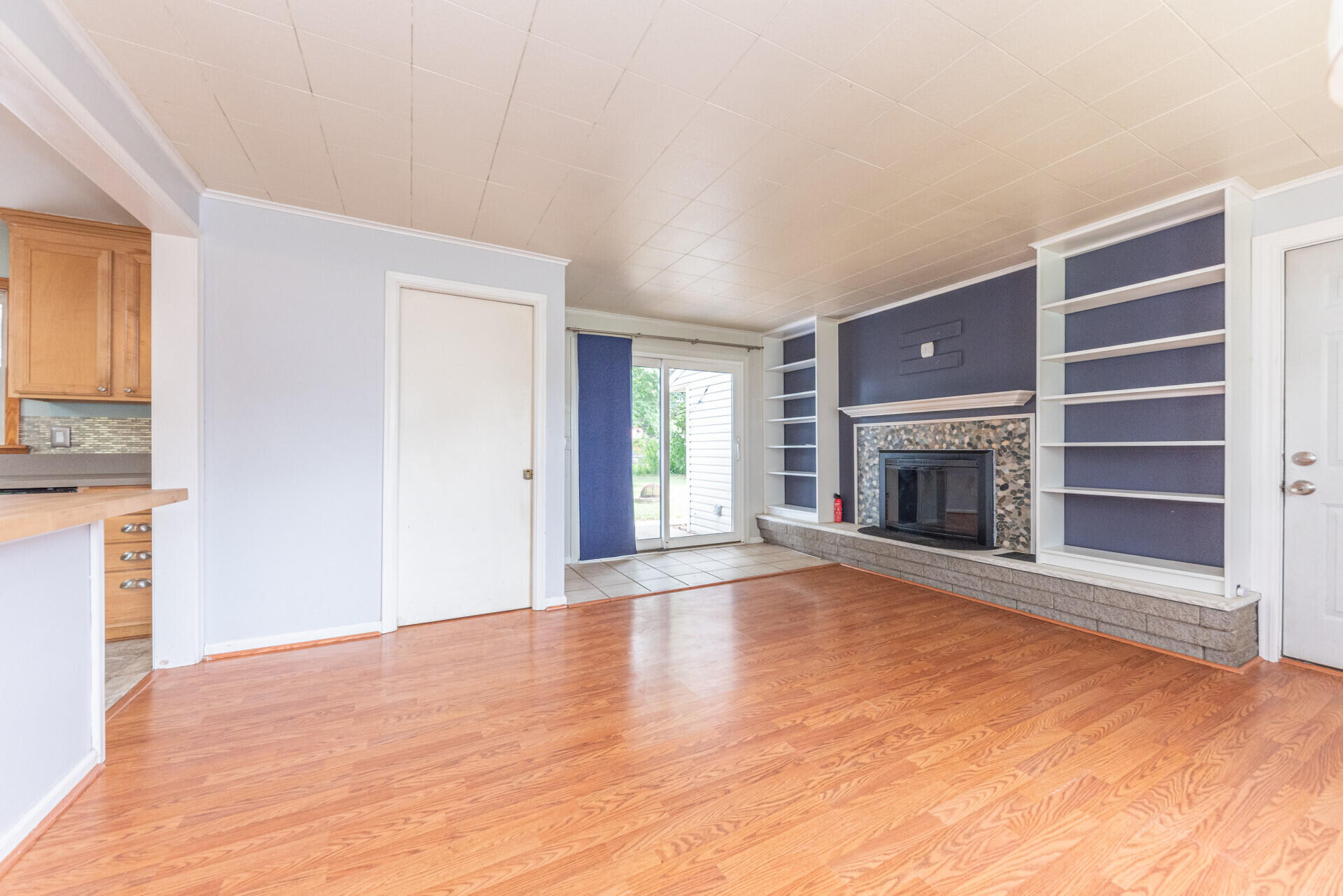 562 Brookside Road Ypsilanti, MI 48197 - Photo 15 of 36 00__14