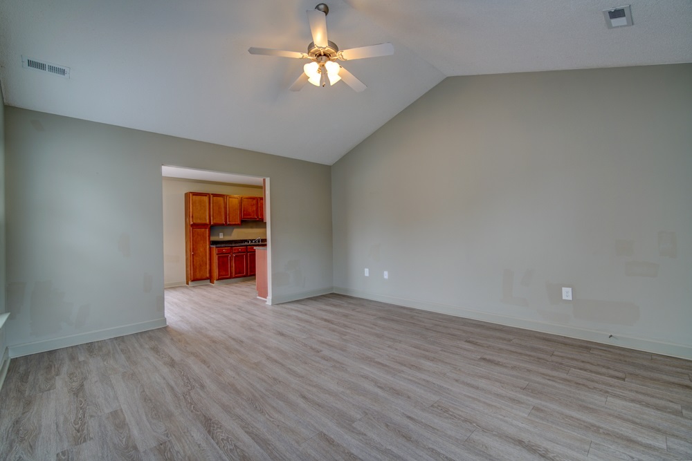 342 Bishop Hicks Court Inman, SC 29349 - Photo 4 of 27