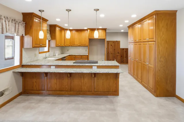 $298,000 | 2495 Highway 60, Friona, TX 79035