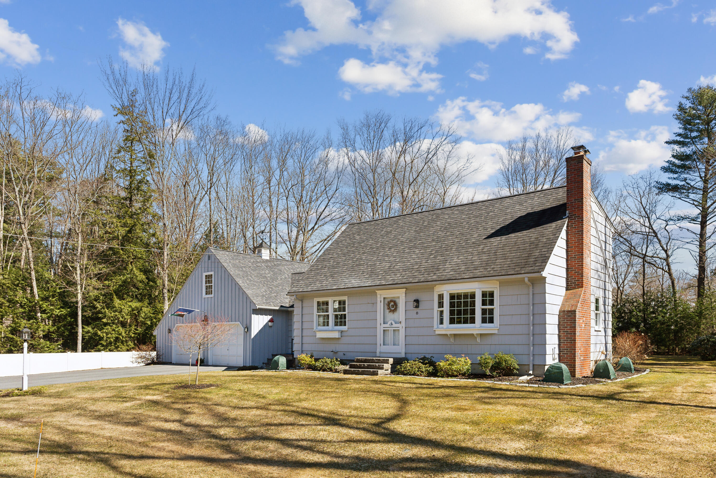 8 Crystal Lane Cumberland, ME 04021 - Photo 2 of 32 DSC07423