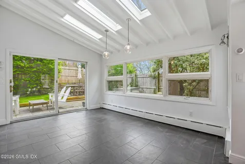 $10,500 | 8 Potter Drive, Old Greenwich, CT 06870
