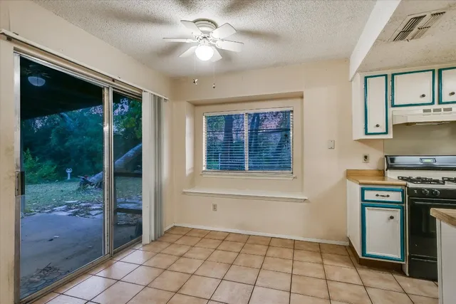 $230,000 | 600 County Glen Street, Leander, TX 78641