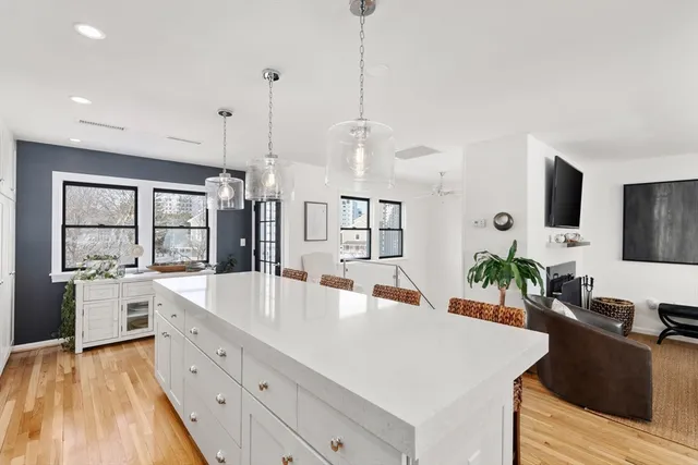 $1,199,000 | 21 Harbourside Road, Unit 26, Quincy, MA 02171