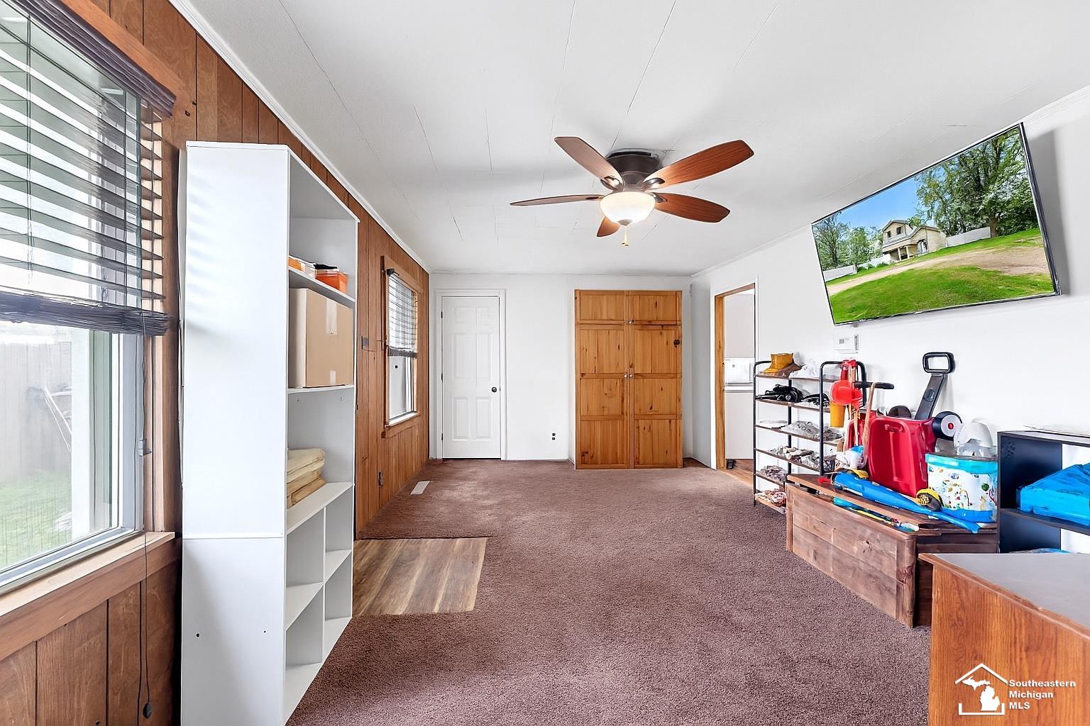 37450 South Huron Road New Boston, MI 48164 - Photo 10 of 27 50176499-b932f2a5-8ca0-4806-86c0-5e8c17b7e70c.JPG