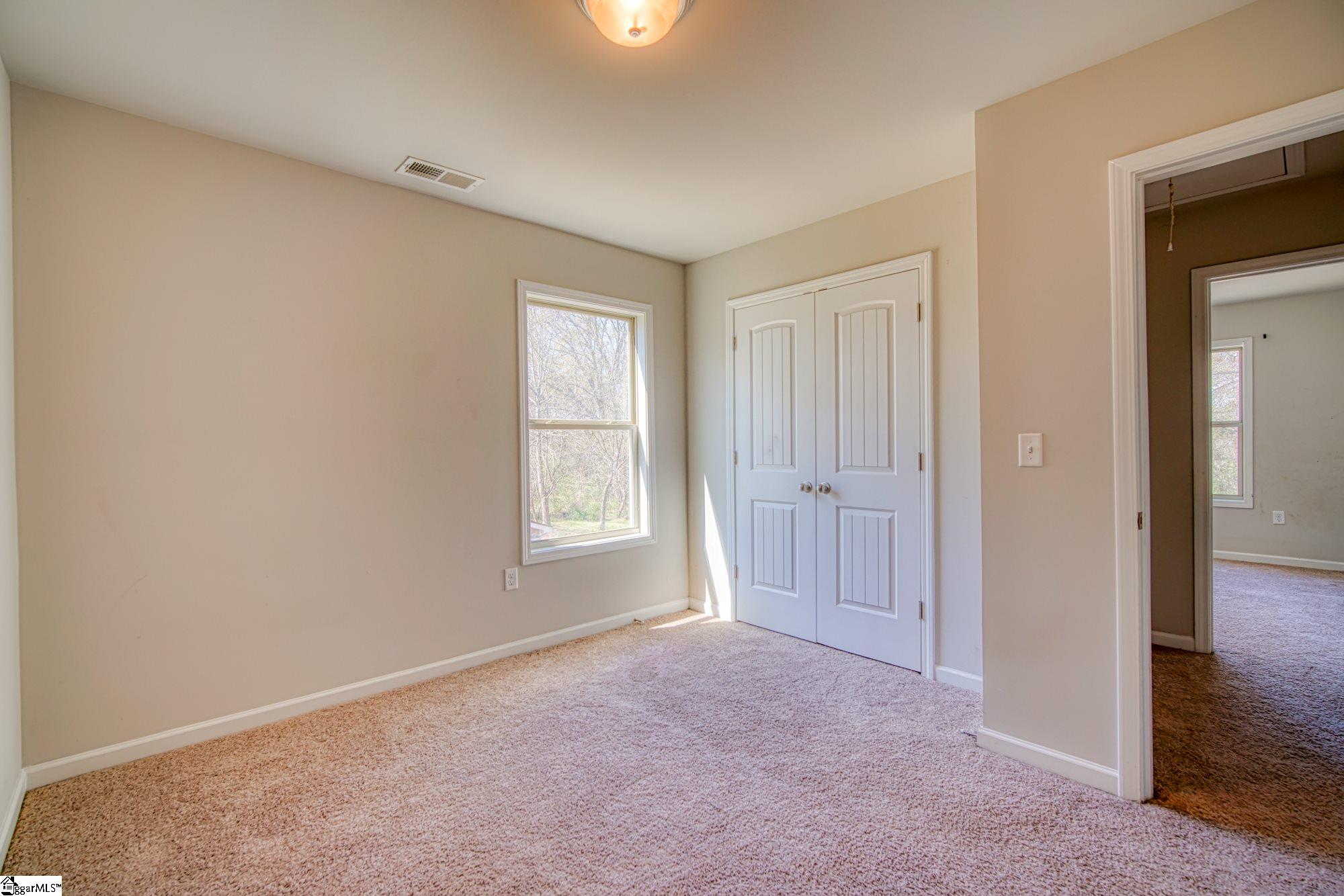 227 Crescent Circle Duncan, SC 29334 - Photo 20 of 30 Gallery Image 20