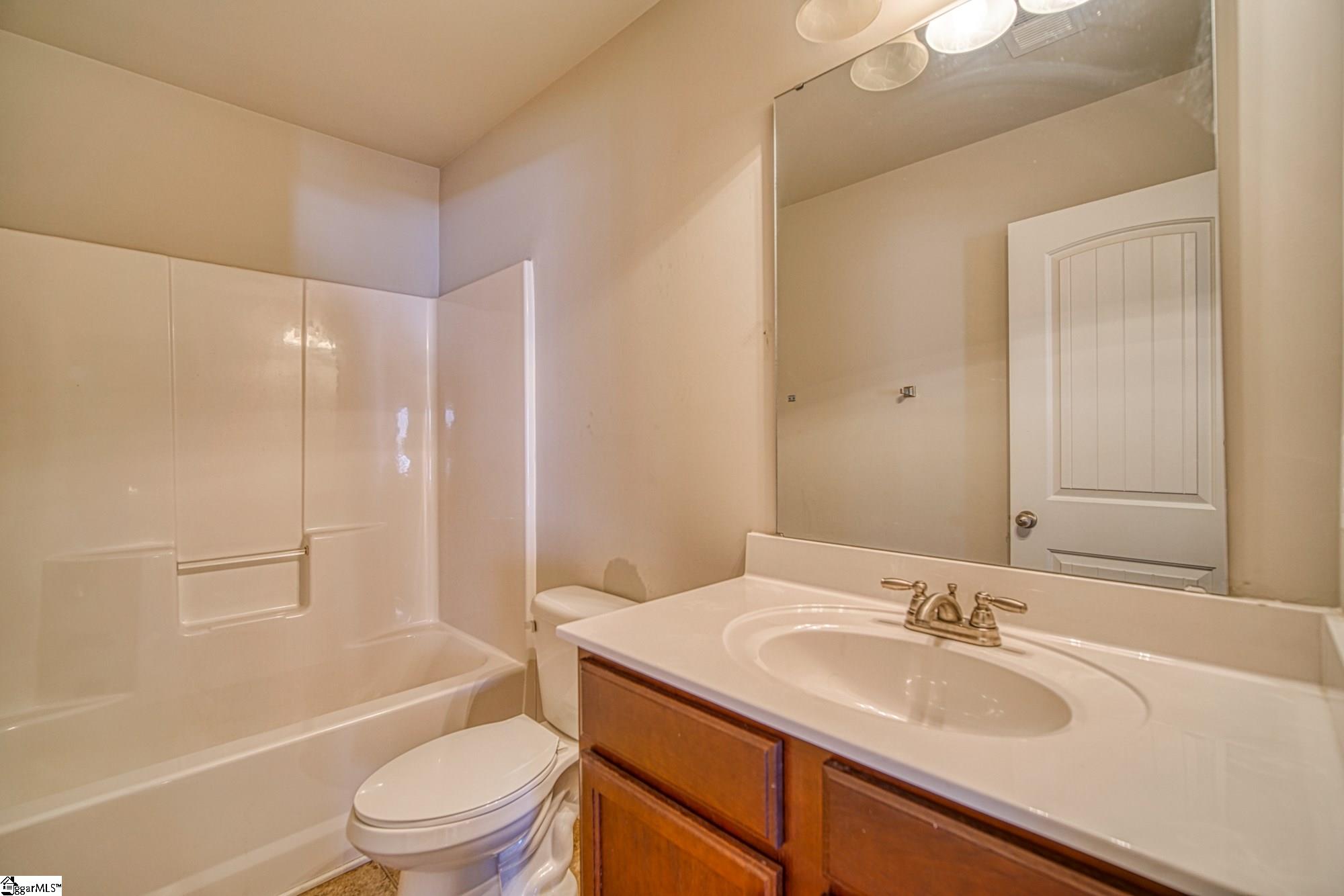 227 Crescent Circle Duncan, SC 29334 - Photo 22 of 30 Gallery Image 22