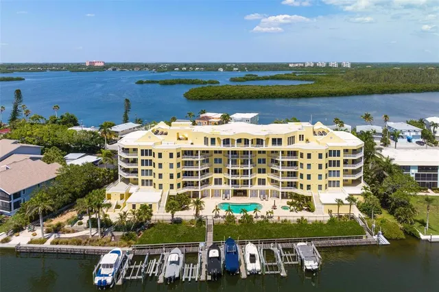 $5,000 | 9122 Midnight Pass Road, Unit 34, Sarasota, FL 34242