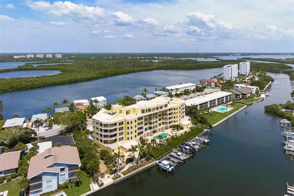 $8,500 | 9122 Midnight Pass Road, Unit 34, Sarasota, FL 34242