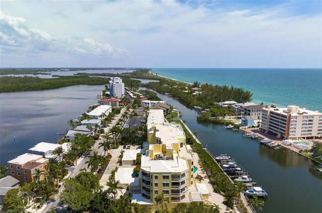 $5,000 | 9122 Midnight Pass Road, Unit 34, Sarasota, FL 34242