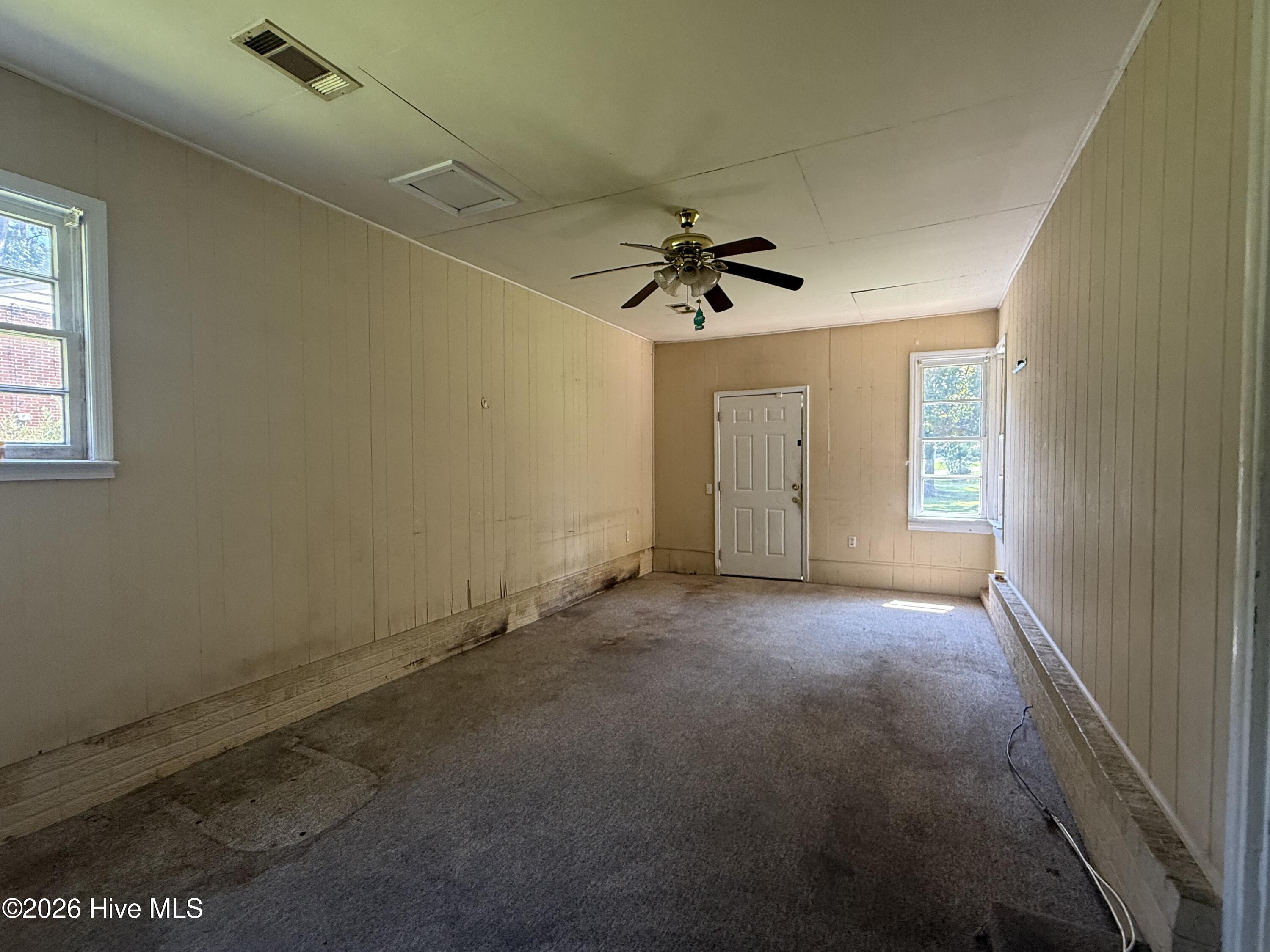 721 Central Road Thomson, GA 30824 - Photo 7 of 24 IMG_5277