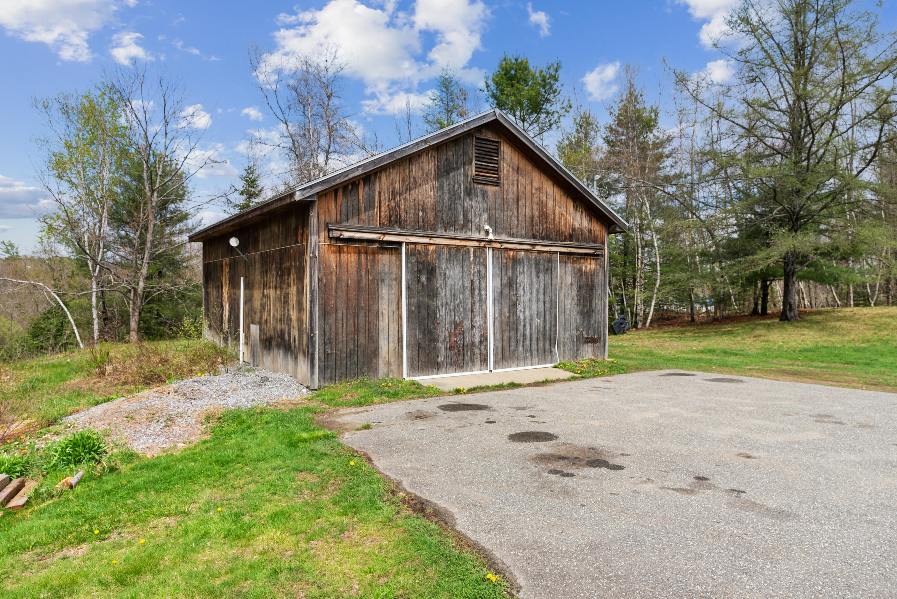 464 Lowell Town Road Wiscasset, ME 04578 - Photo 45 of 53 Barn
