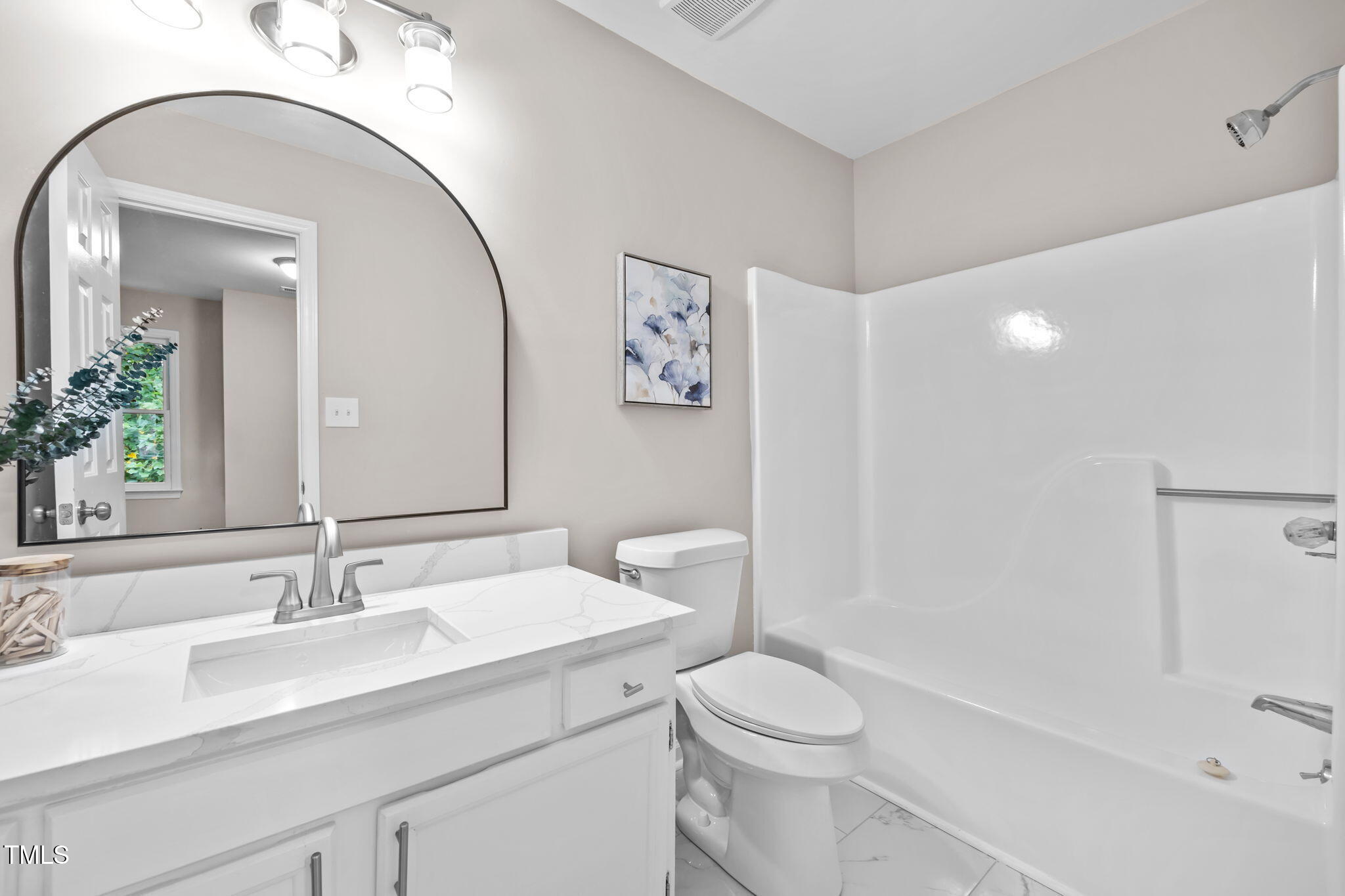 4102 Kaplan Drive Raleigh, NC 27606 - Photo 8 of 37 16-web-or-mls-IMG_2690