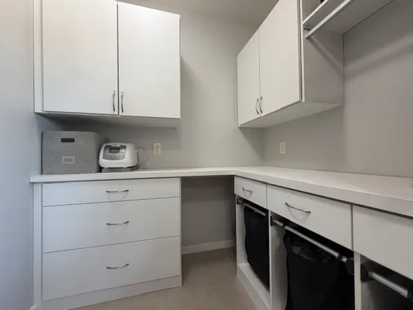 $570,000 | 3550 East Bishop Road, Mount Vernon, IL 62864