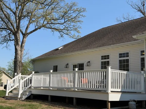 $570,000 | 3550 East Bishop Road, Mount Vernon, IL 62864