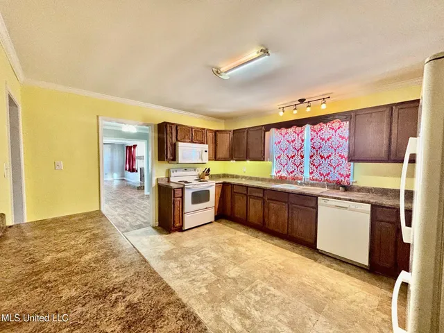 $199,999 | 6045 Highway 44, Jayess, MS 39641