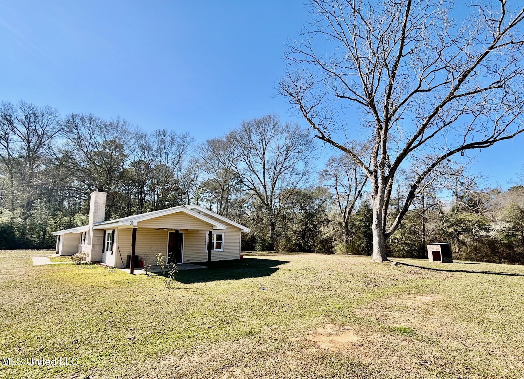 6045 Highway 44 Jayess, MS 39641 - Photo 3 of 21 IMG_1737